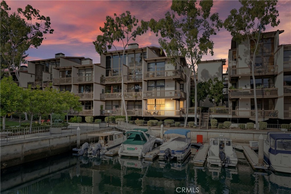 Property Photo:  7126 Marina Pacifica Drive N  CA 90803 