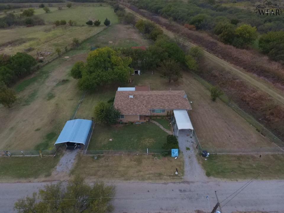 Property Photo:  1112 Fell Lane  TX 76305-9999 