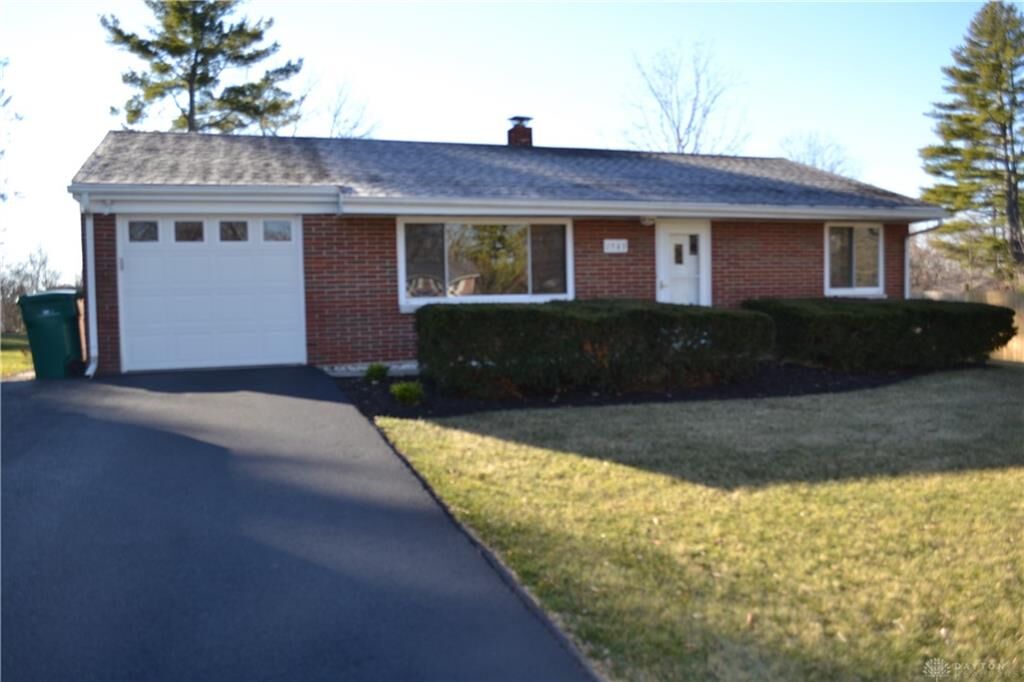 Property Photo: 1563 Harlan Road OH 45068