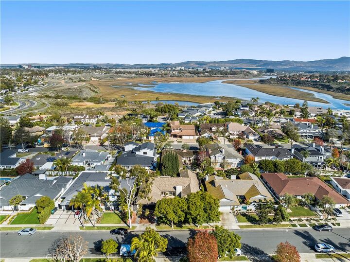 Property Photo:  2100 Windward Lane  CA 92660 