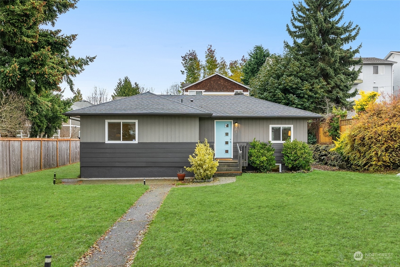 Property Photo: 8646 22nd Avenue SW WA 98106