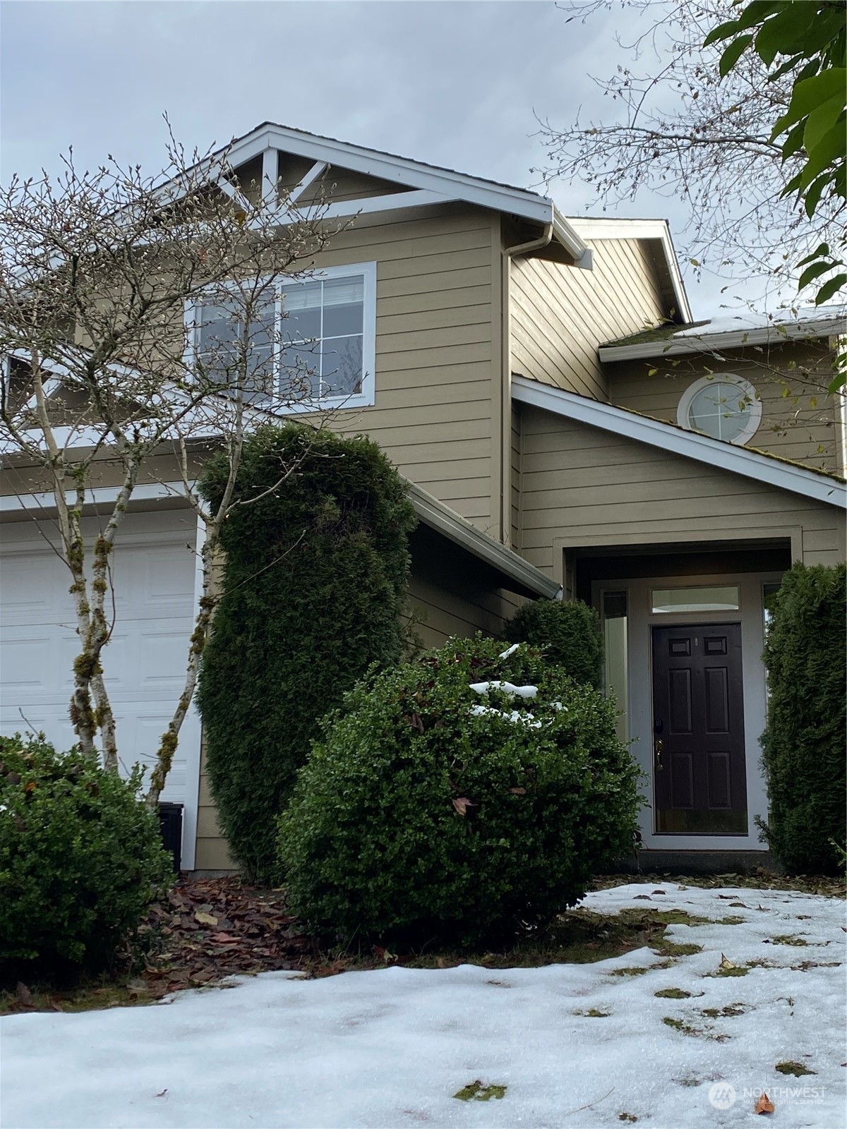 Property Photo:  24035 SE 11th Place  WA 98075 