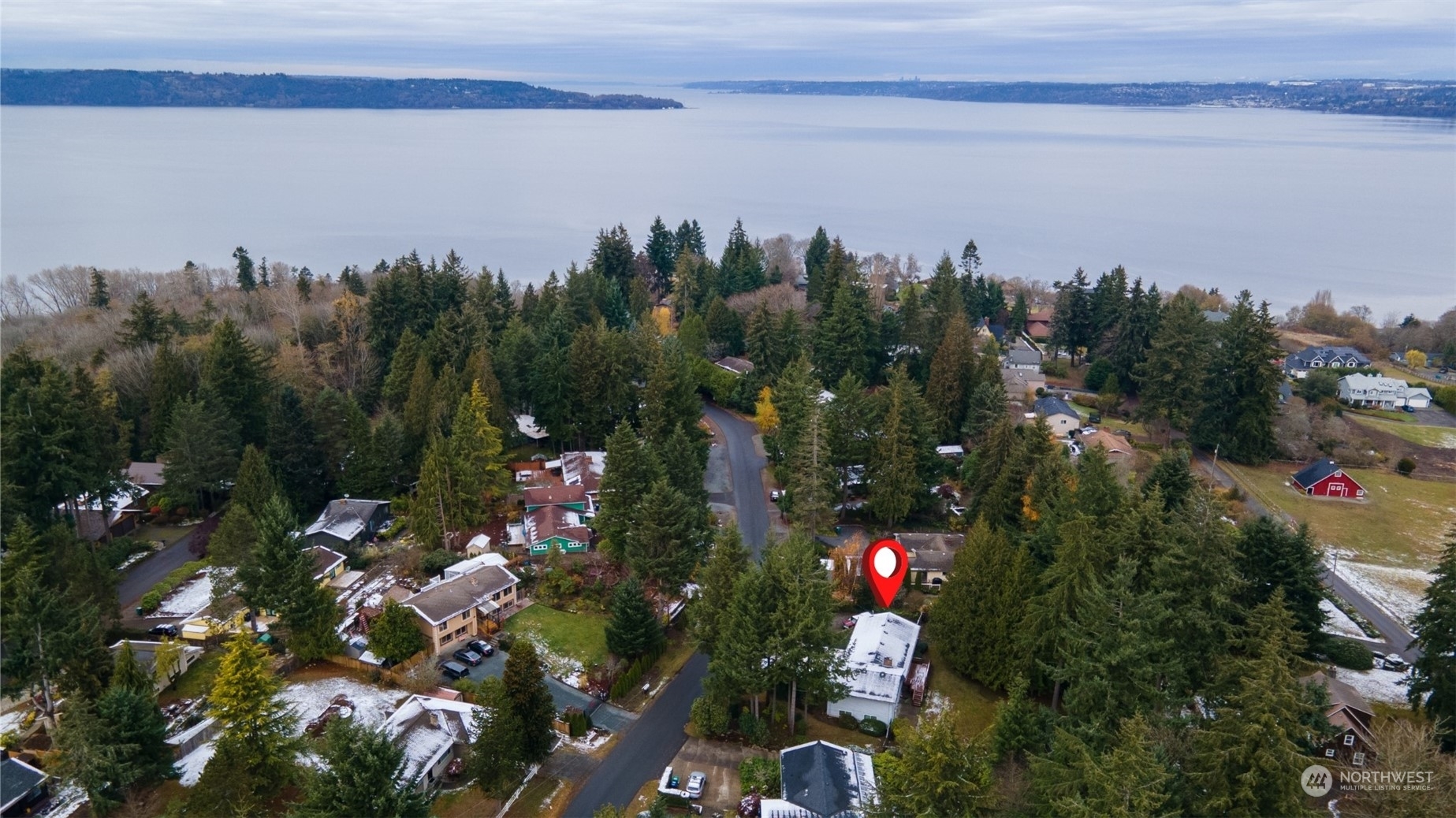 Property Photo: 30212 24th Avenue SW WA 98023