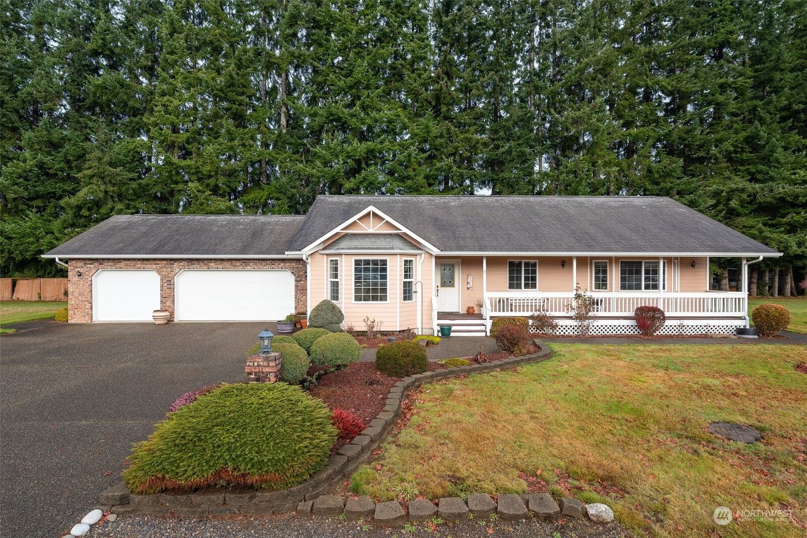 Property Photo:  6 Kayla Drive  WA 98563 