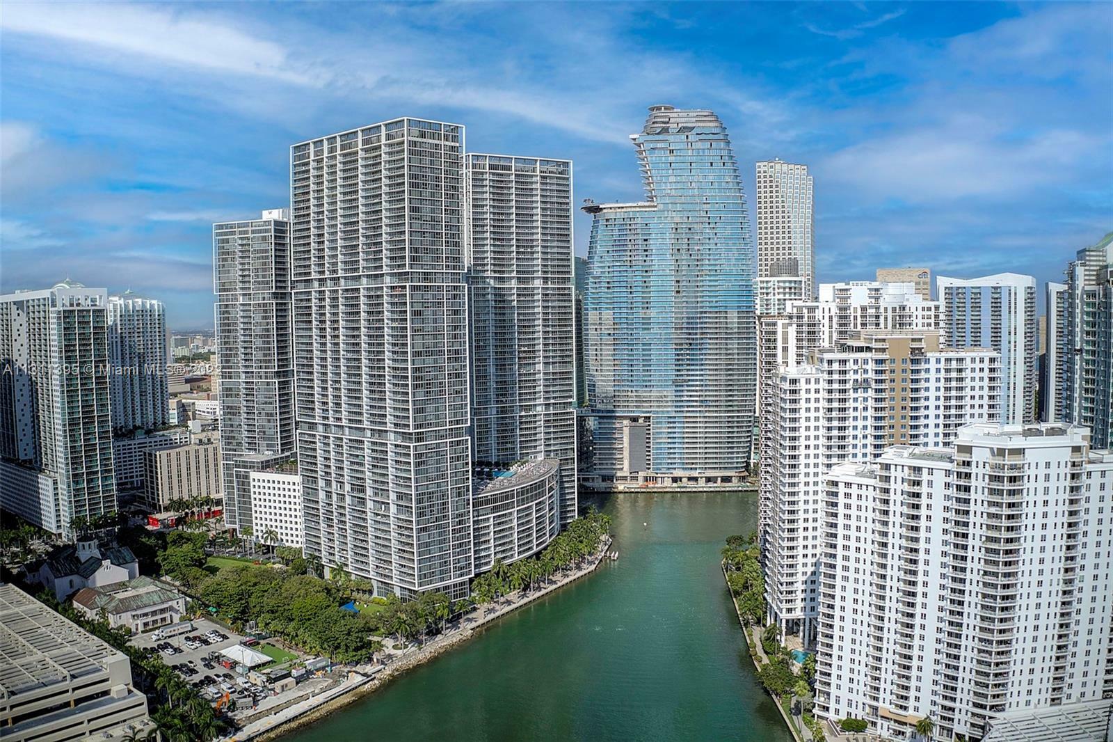 Property Photo:  495 Brickell Ave 2103  FL 33131 