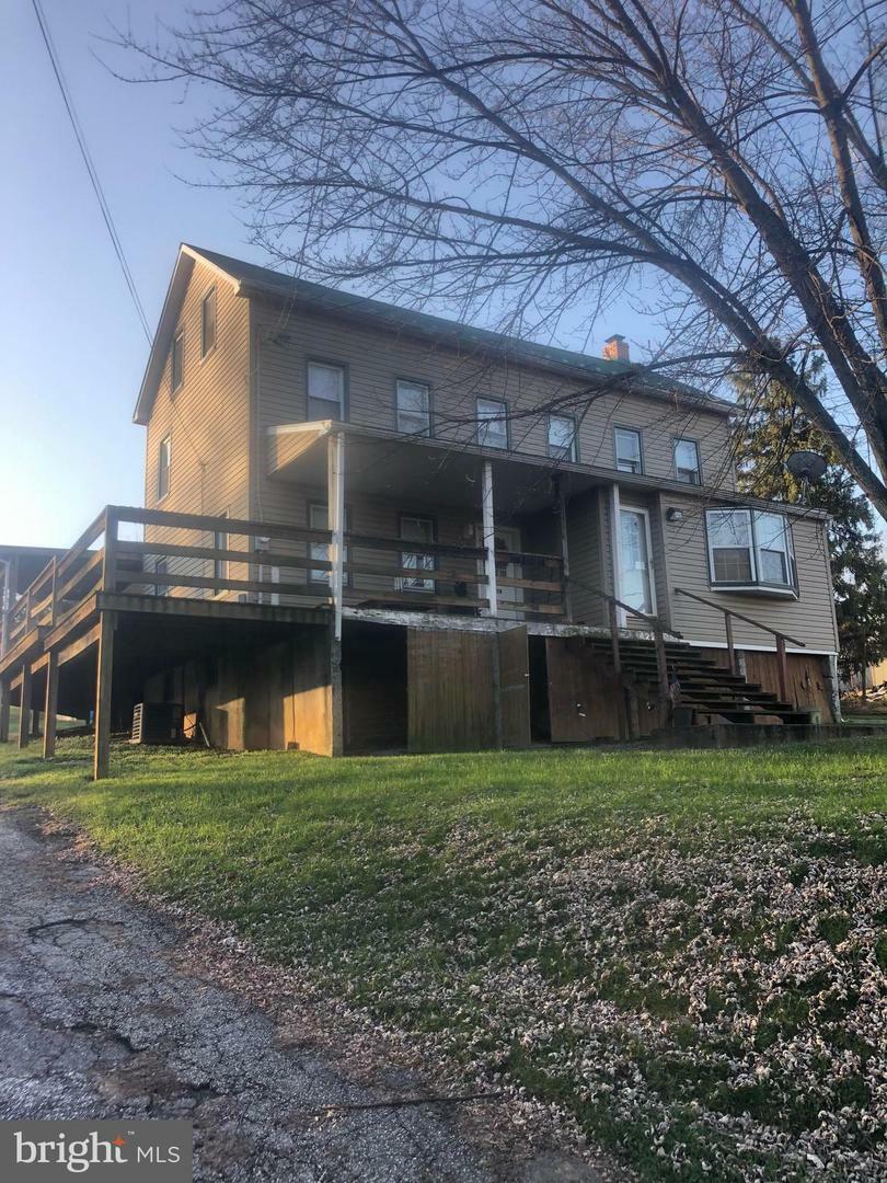 Property Photo:  422 Bull Run Road  PA 17368 