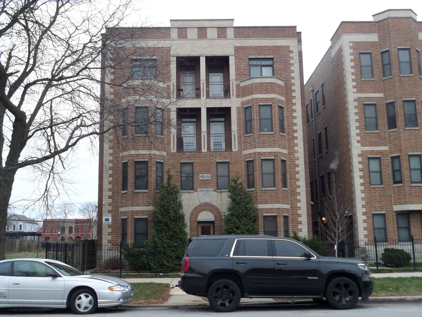 Property Photo: 4051 S Michigan Avenue 3N IL 60653