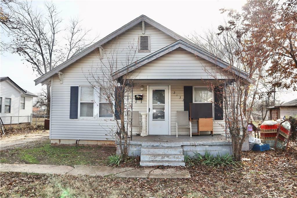 Property Photo:  2132 SW 47th Street  OK 73119 