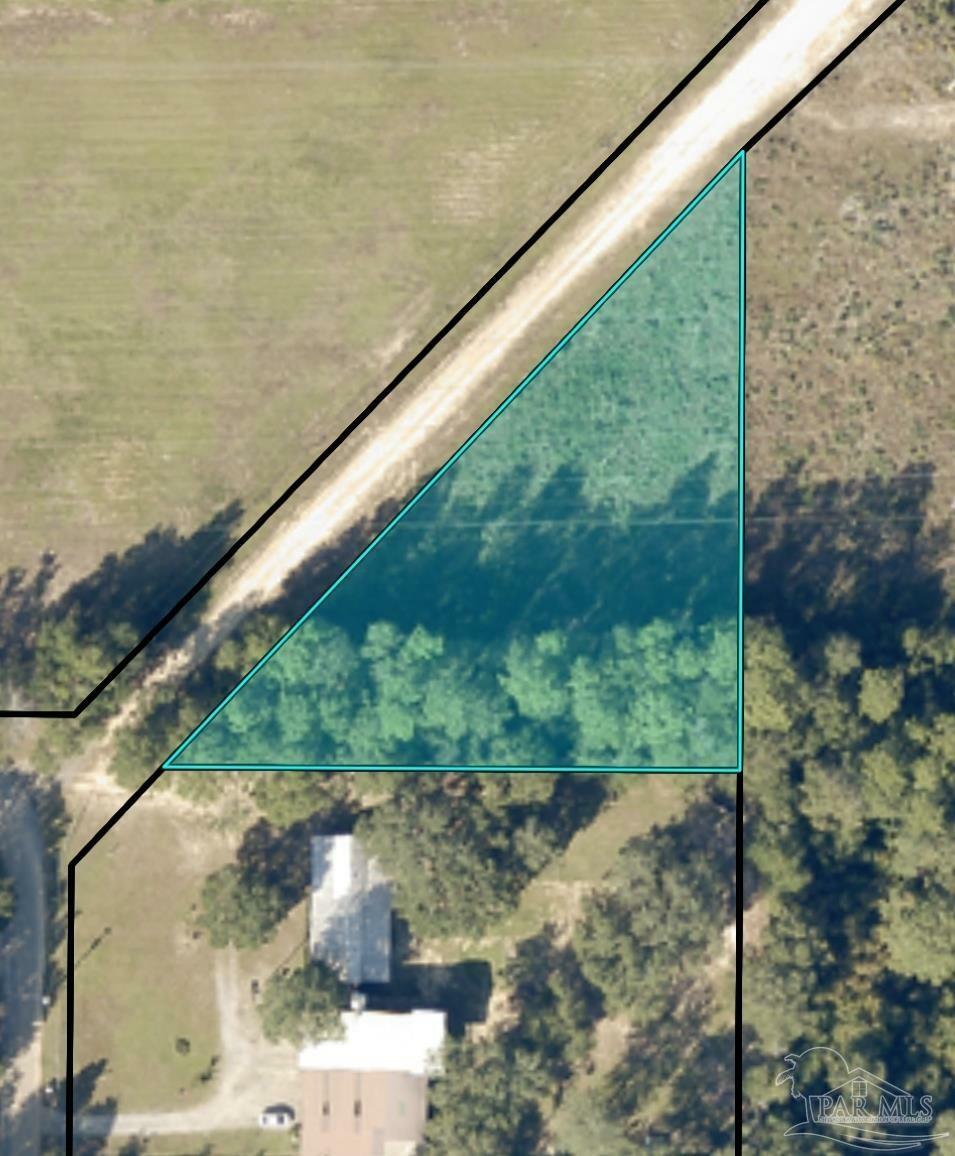 Property Photo: 0000 Halecia Ln FL 32570