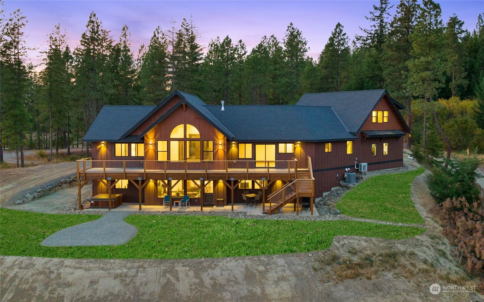 Property Photo: 1361 Summit View Road WA 98922