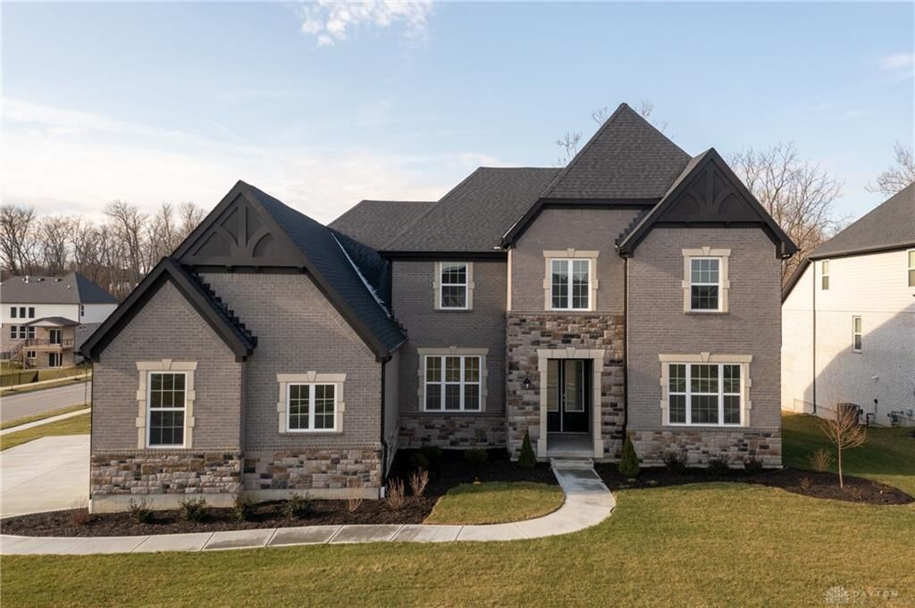 Property Photo:  5901 Maple View Drive  OH 45040 