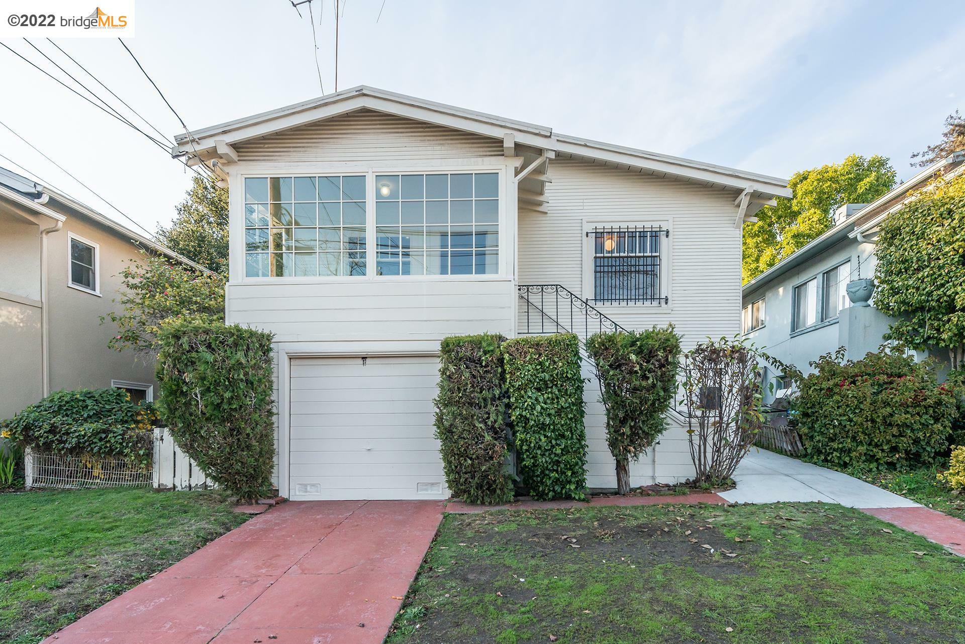 Property Photo:  457 Athol Avenue  CA 94606-1417 