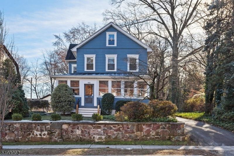 Property Photo: 182 Bay Ave NJ 07028