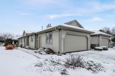 Property Photo:  N80w17451 Cardinal Ct  WI 53051 