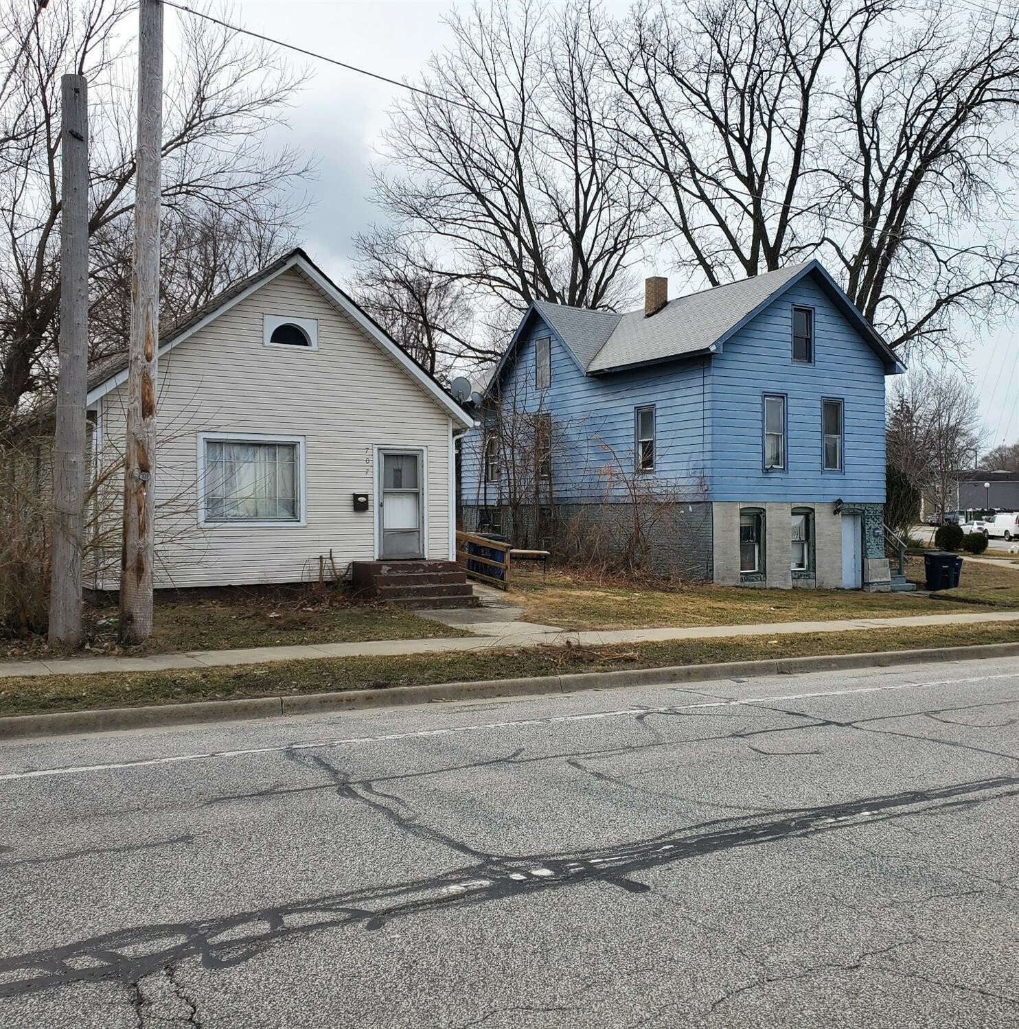 Property Photo:  703-707 E Michigan Boulevard  IN 46360 