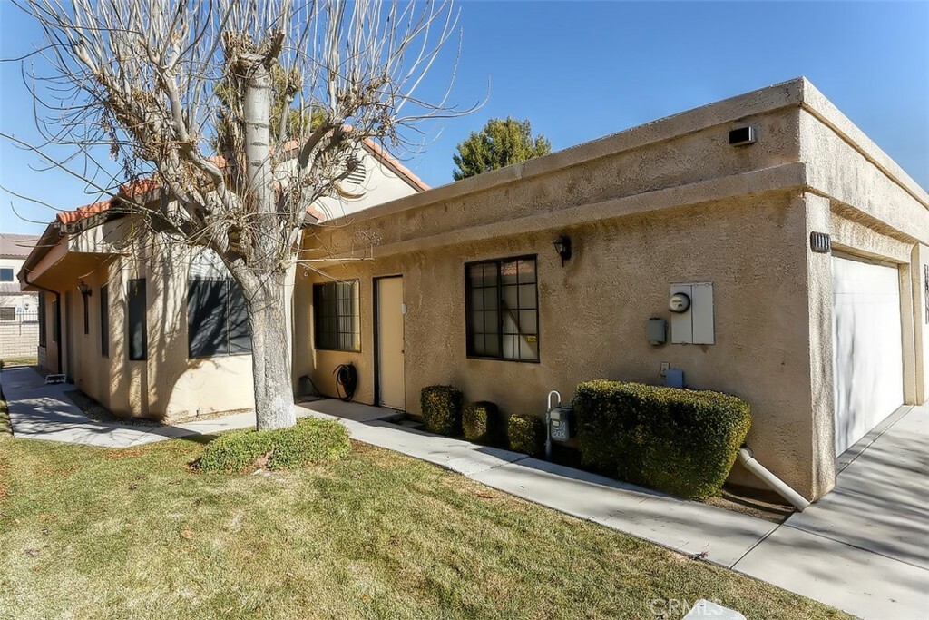 Property Photo:  19024 Elm Drive  CA 92308 