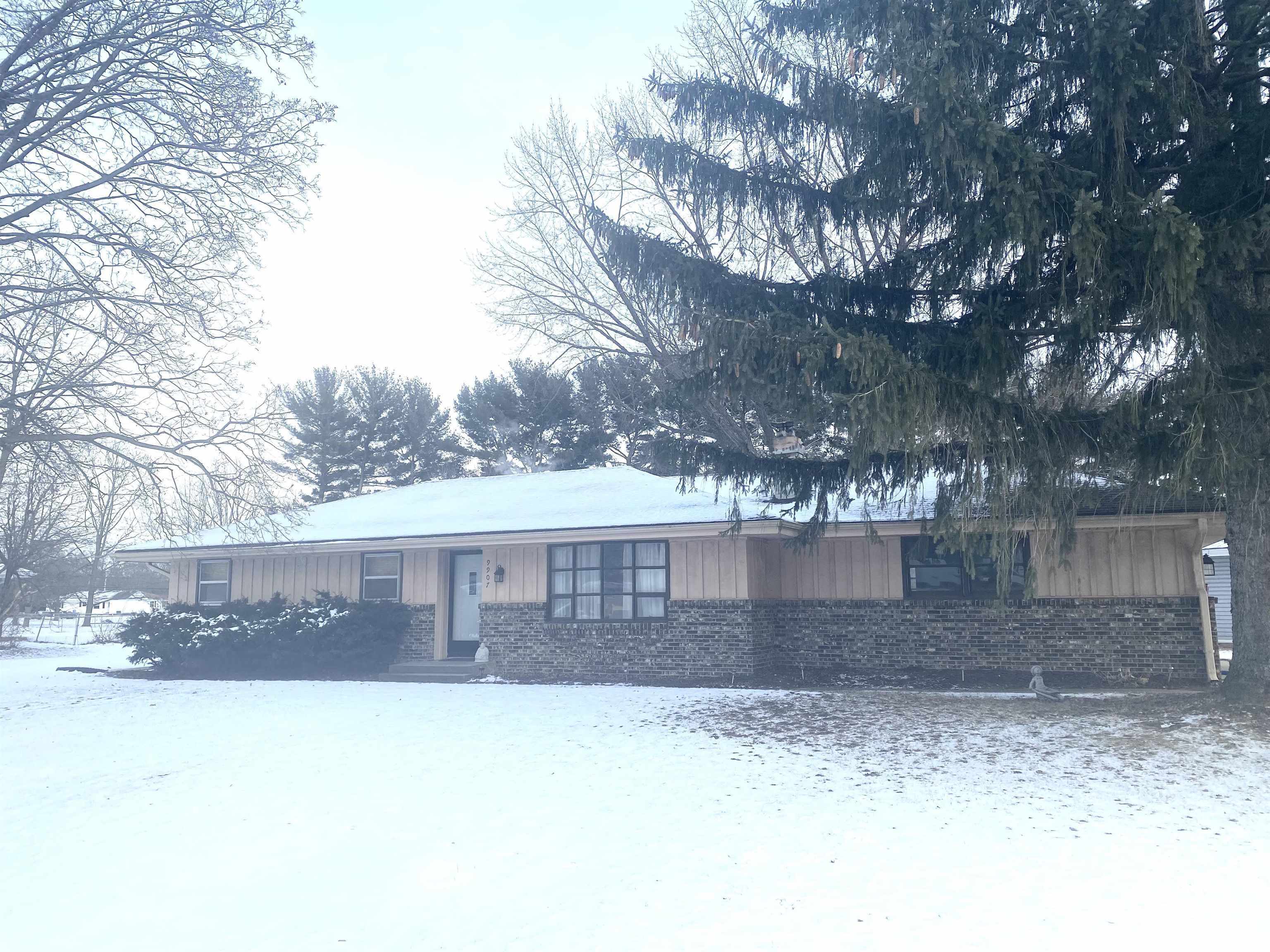 Property Photo: 9907 Gentian Drive IL 61115