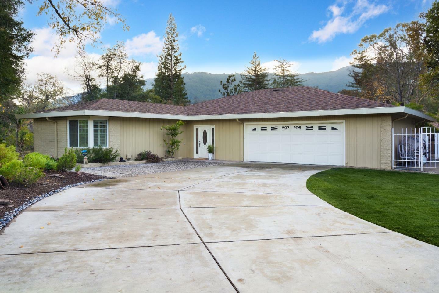 Property Photo:  16220 Serena Vista Court  CA 95030 