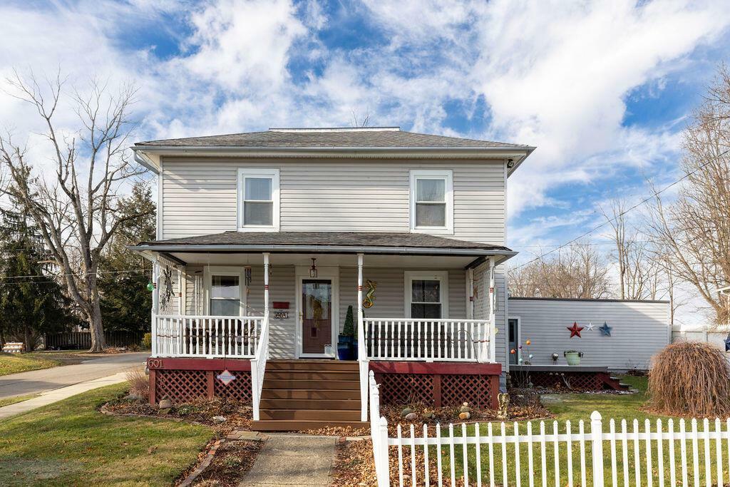 Property Photo:  601 N Mulberry Street  OH 43050 