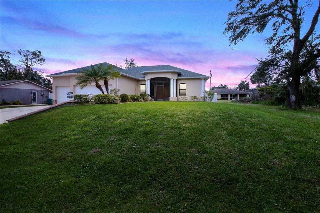 Property Photo: 14489 Cresent Avenue FL 33953