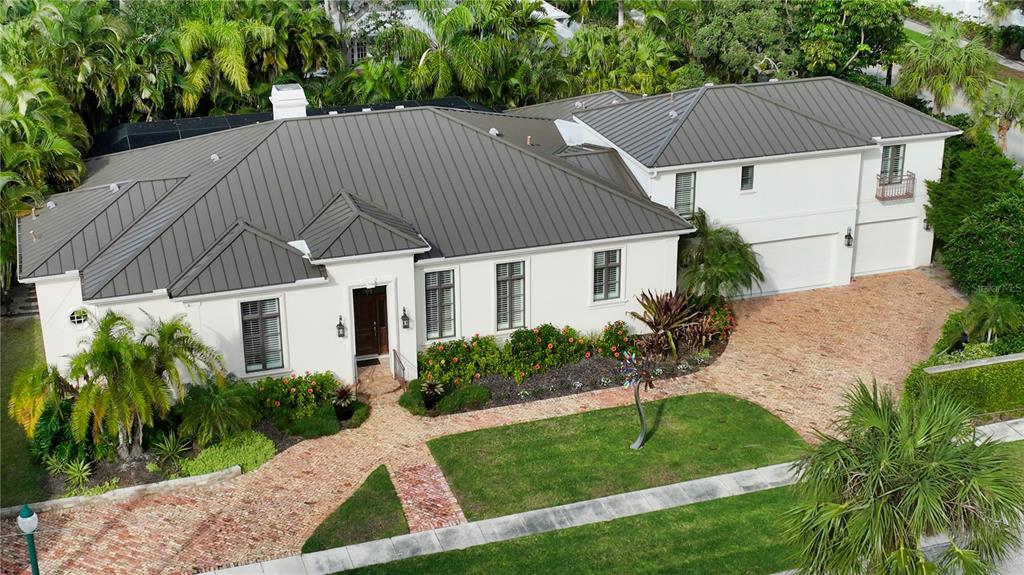 Property Photo: 1589 Gulfview Drive FL 34236