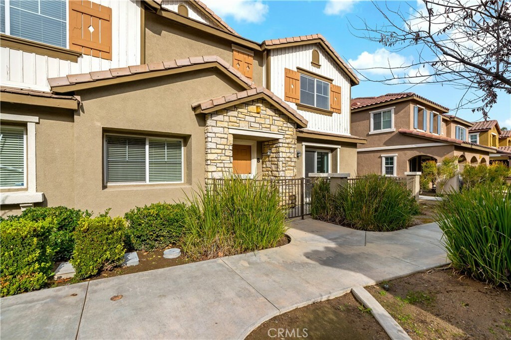 Property Photo:  25890 Iris Ave B  CA 92551 