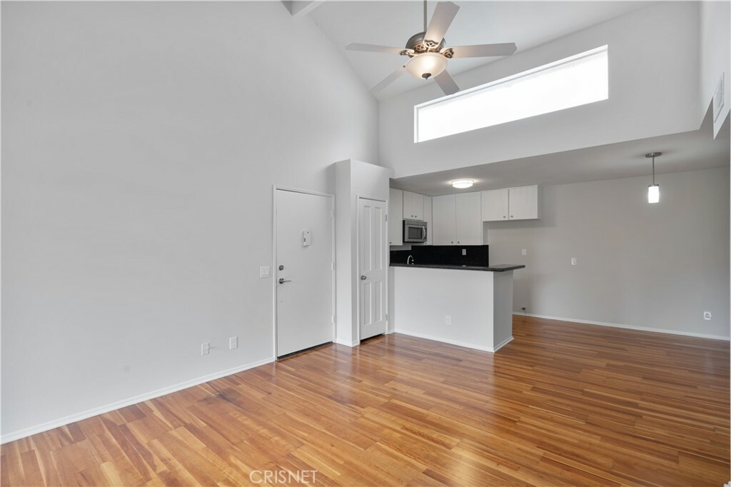 Property Photo: 18802 Mandan Street 916 CA 91351