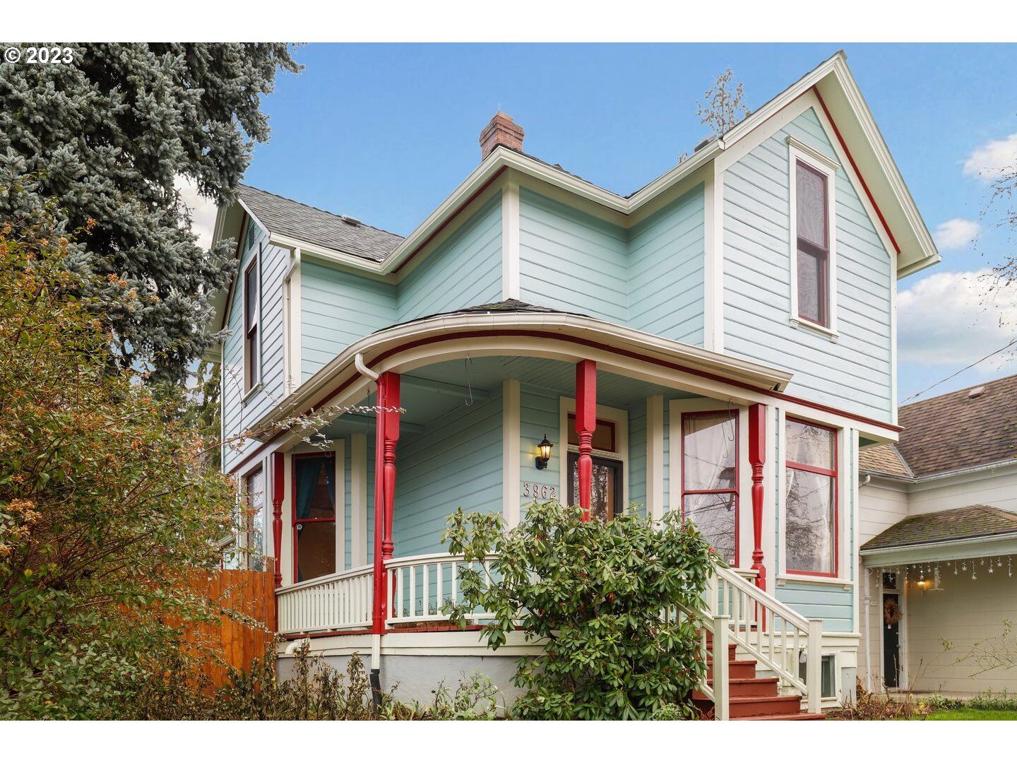 Property Photo:  3962 N Montana Ave  OR 97227 