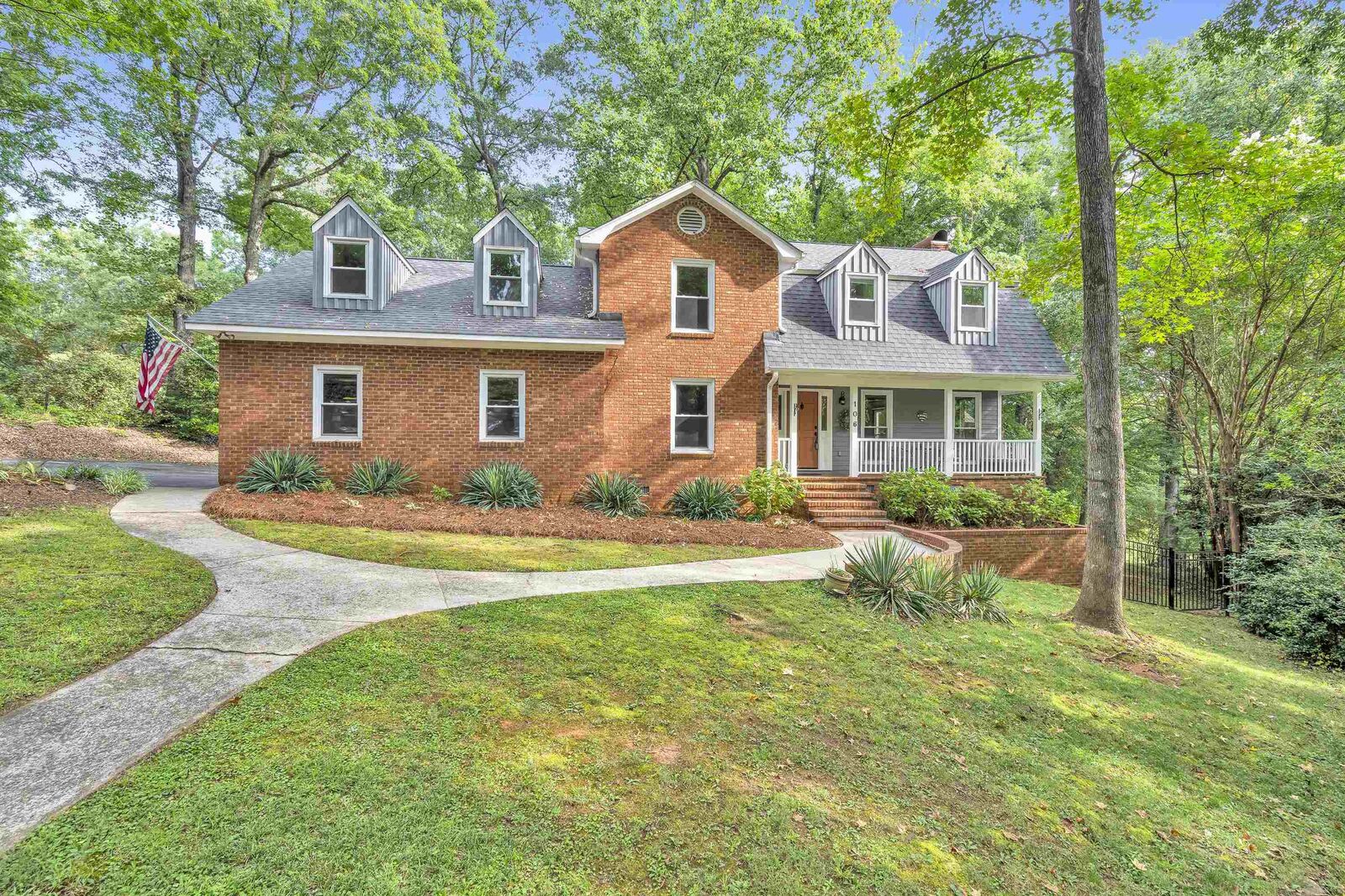 Property Photo: 106 Bagwell Farm Road SC 29302