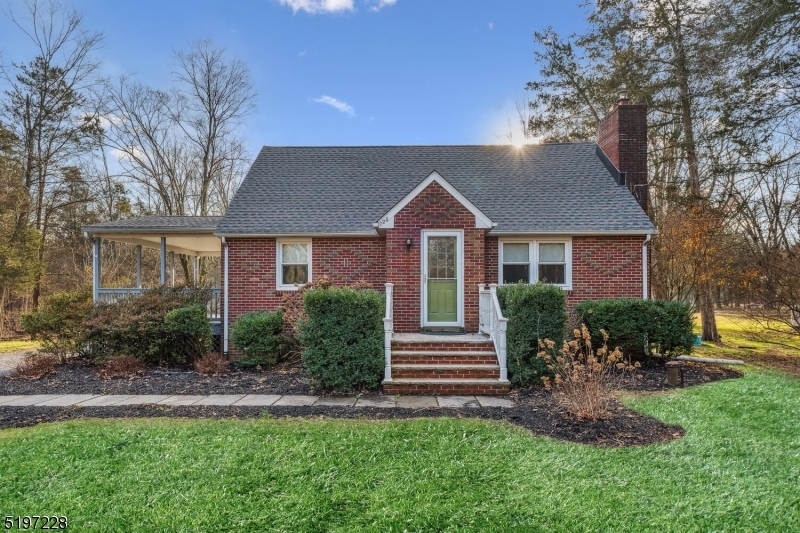 Property Photo: 720 Mill Ln NJ 08844
