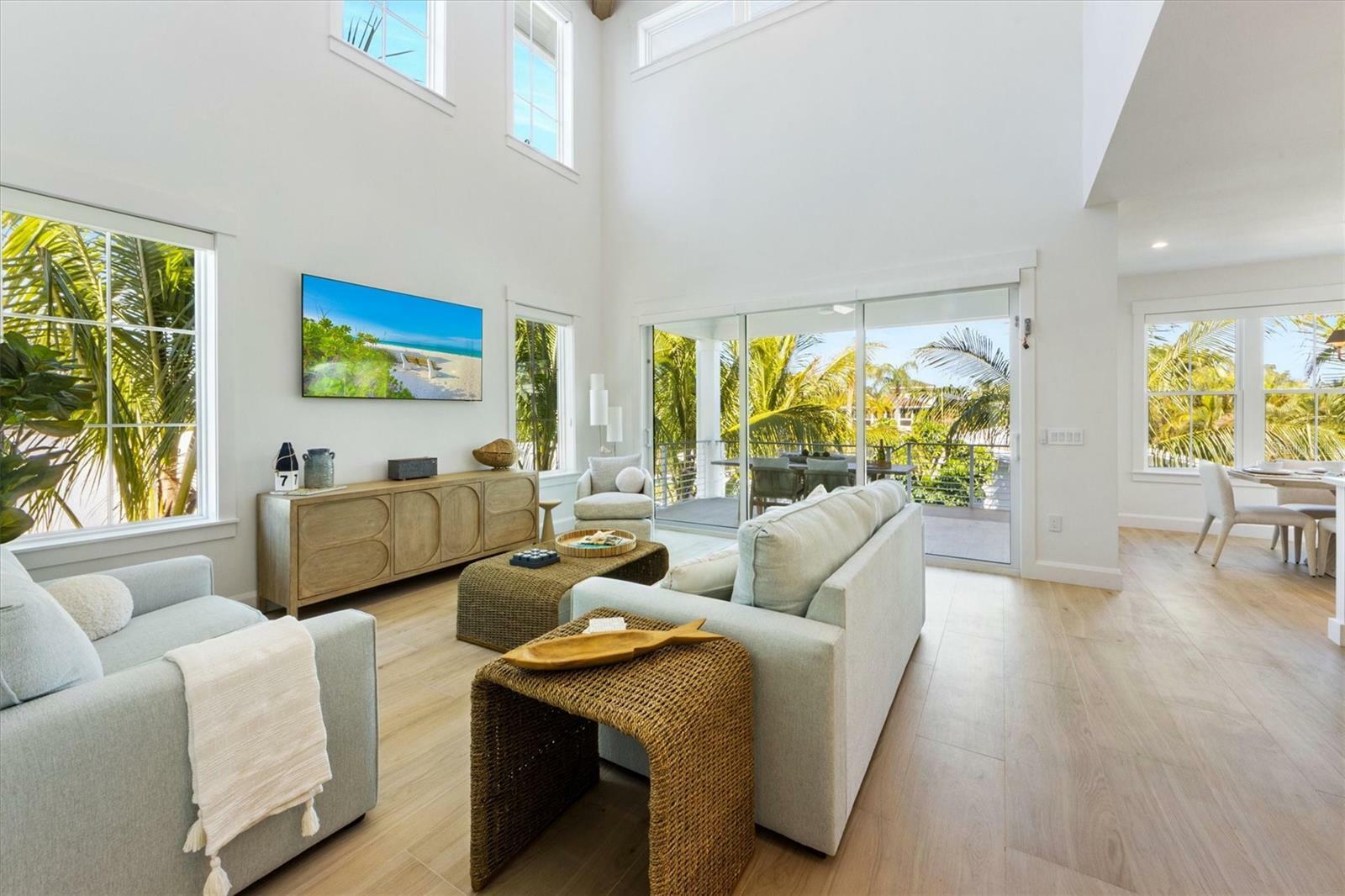 Property Photo: 608 Rose Street FL 34216