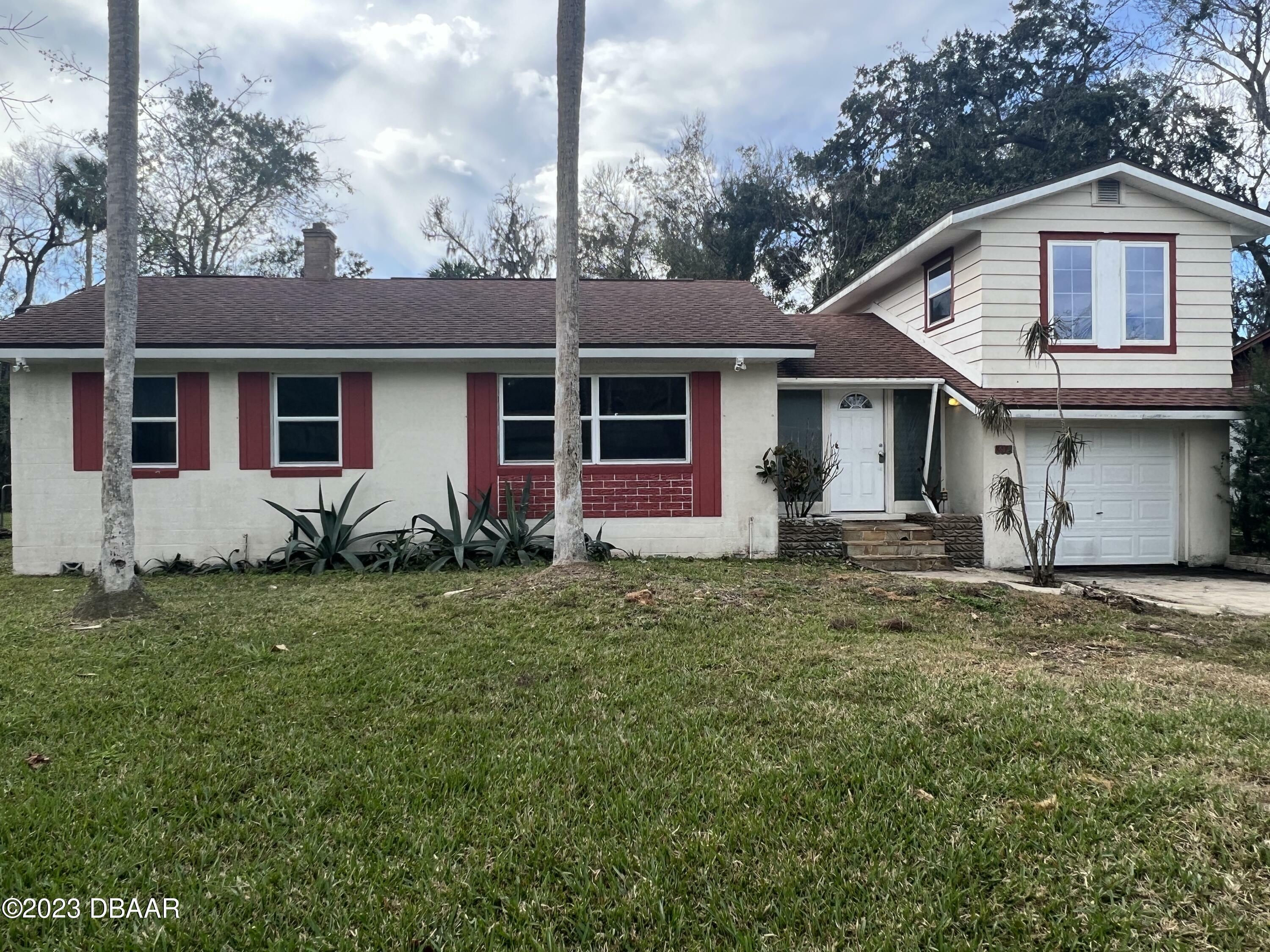 314 S Seneca Boulevard  Daytona Beach FL 32114 photo