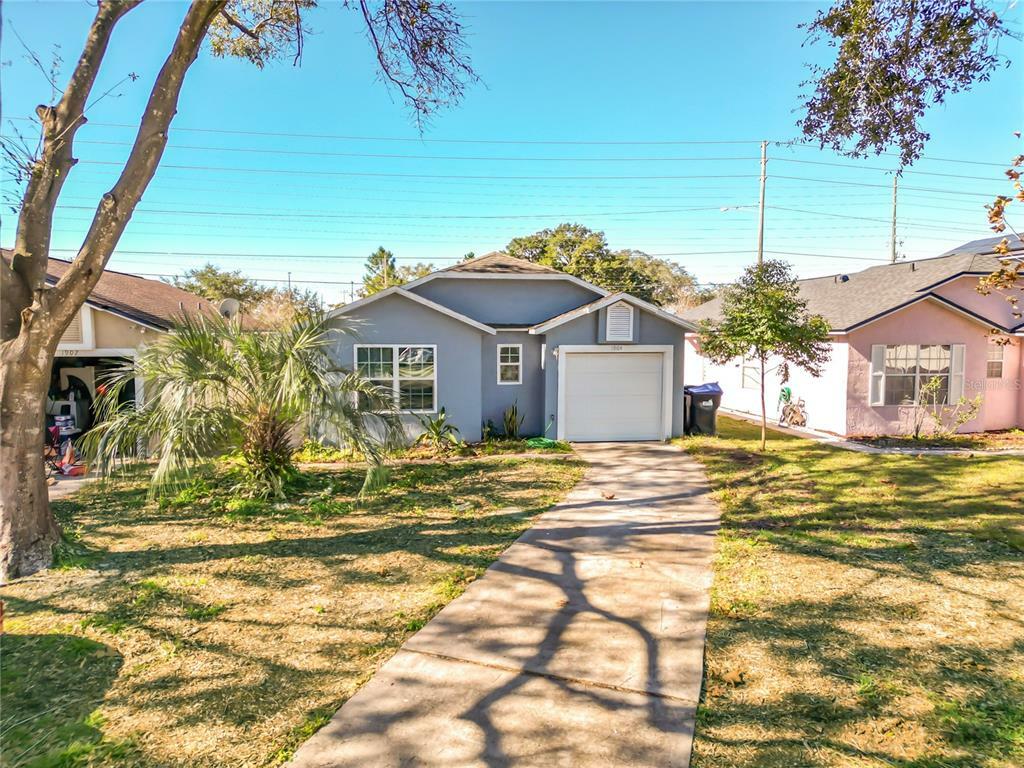 Property Photo: 1904 Tropic Bay Court FL 32807