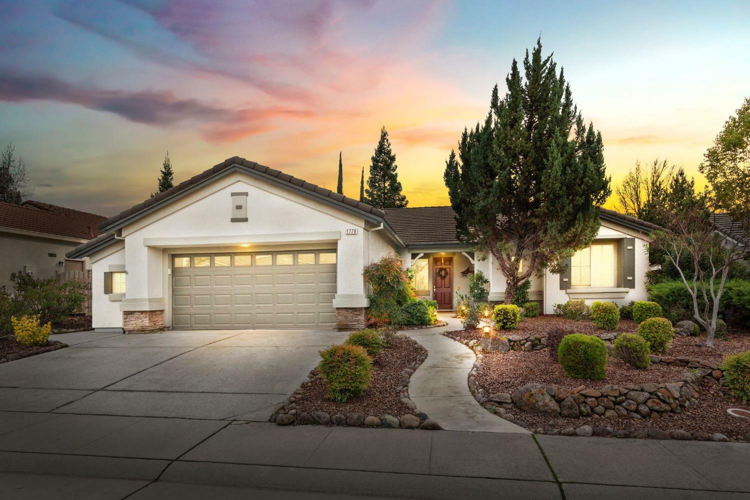 Property Photo:  1779 Winding Way  CA 95648 