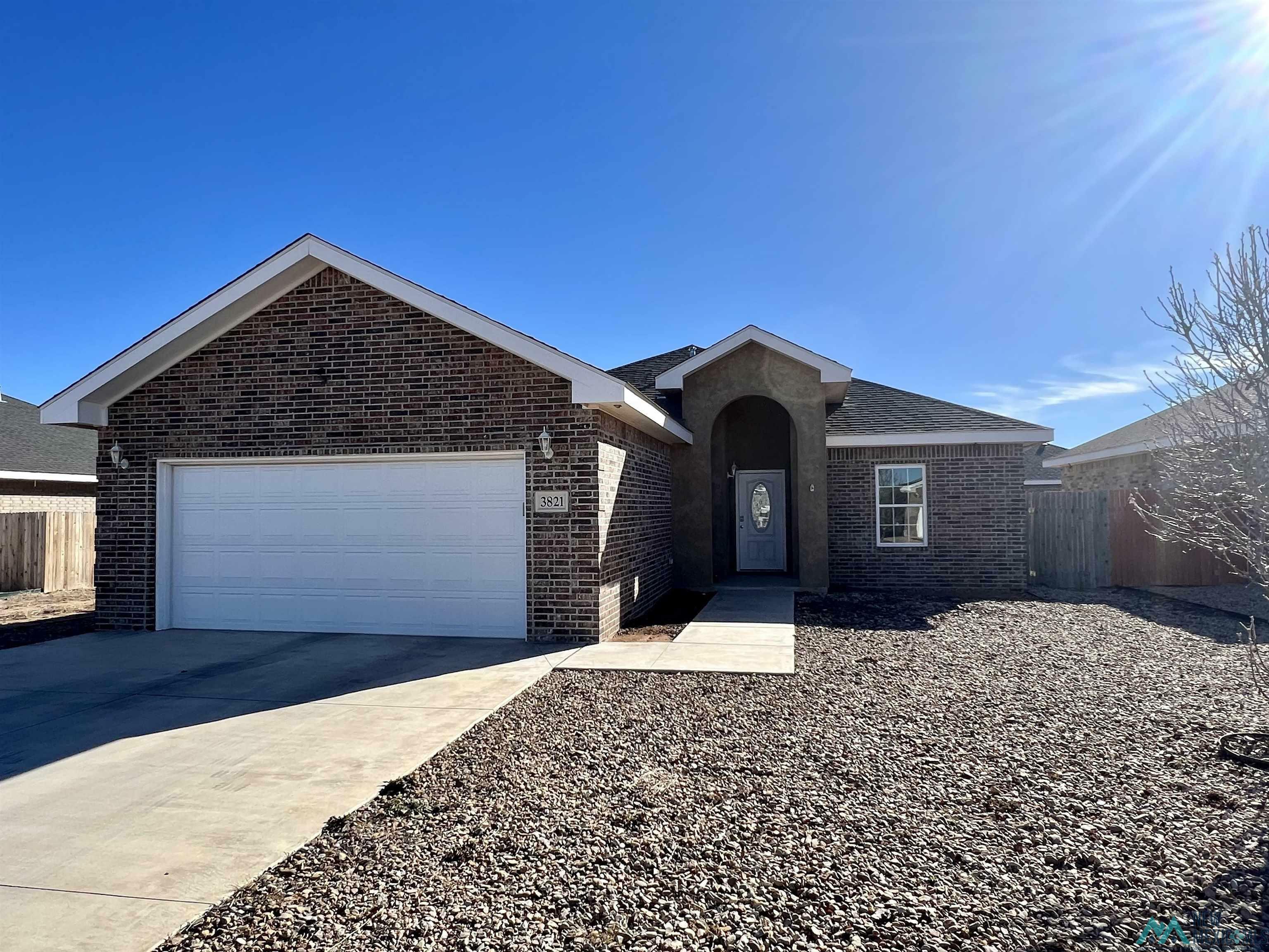 Property Photo: 3821 Buchanan Court NM 88101