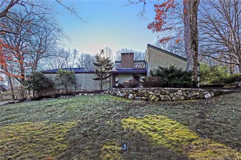 Property Photo: 25 Grove Hill Road CT 06525