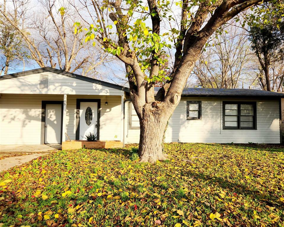 Property Photo:  709 Highland Drive  TX 76010 