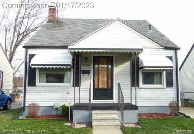 Property Photo:  27300 Waldorf Street  MI 48066 