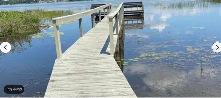 Property Photo:  