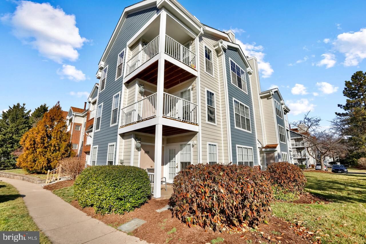 Property Photo: 20979 Timber Ridge Terrace 103 VA 20147