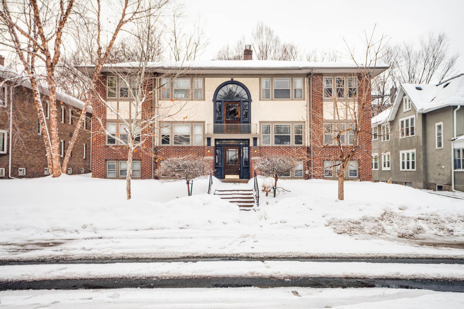 Property Photo: 3438 Girard Avenue S 301 MN 55408