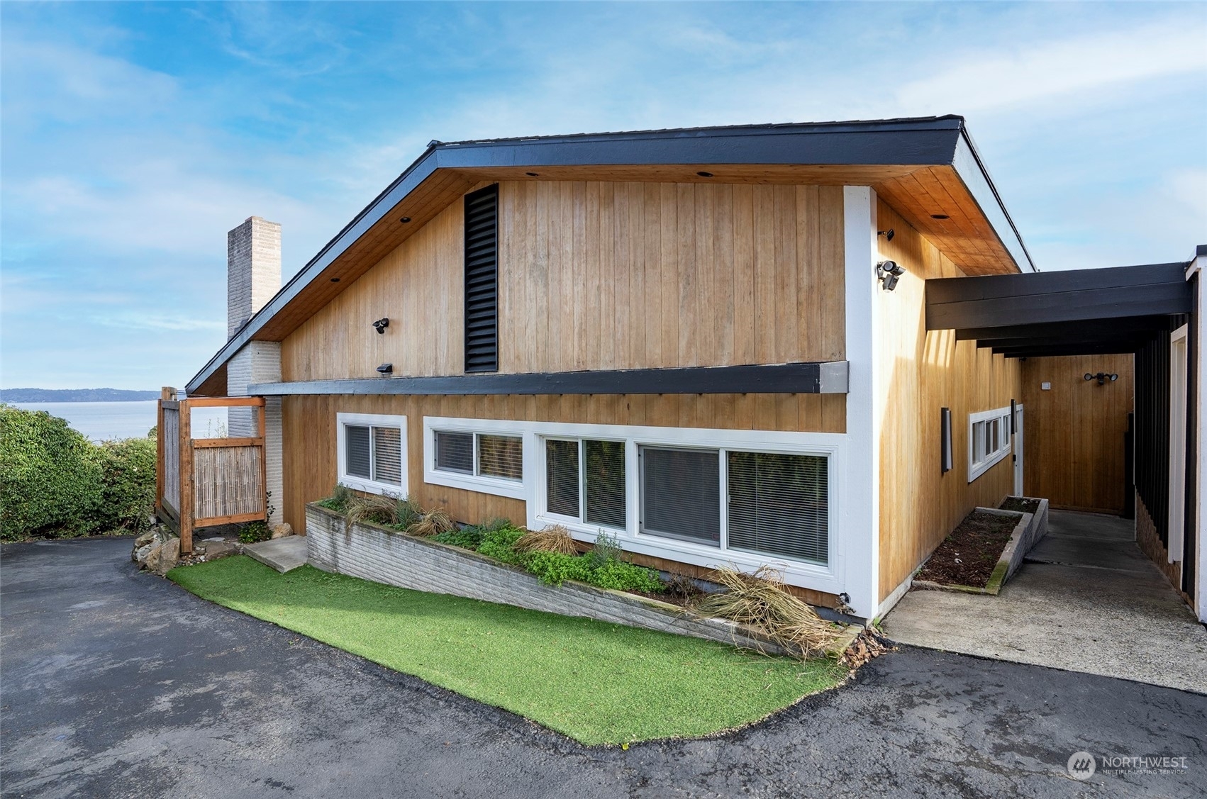 Property Photo:  2920 N Oakes Street  WA 98407 