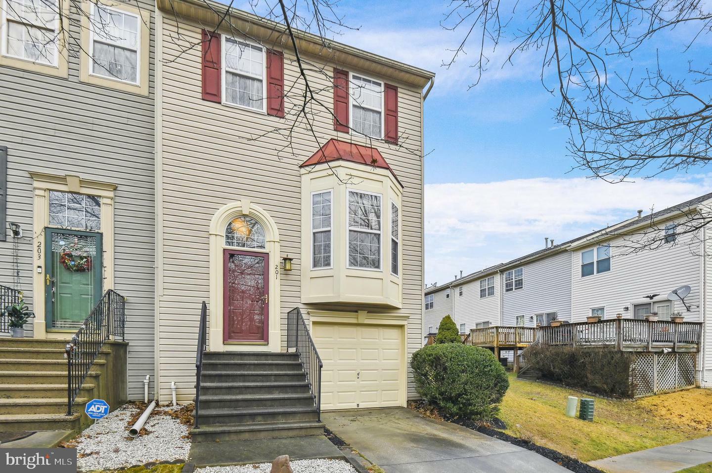 Property Photo: 201 Persimmon Circle MD 21136