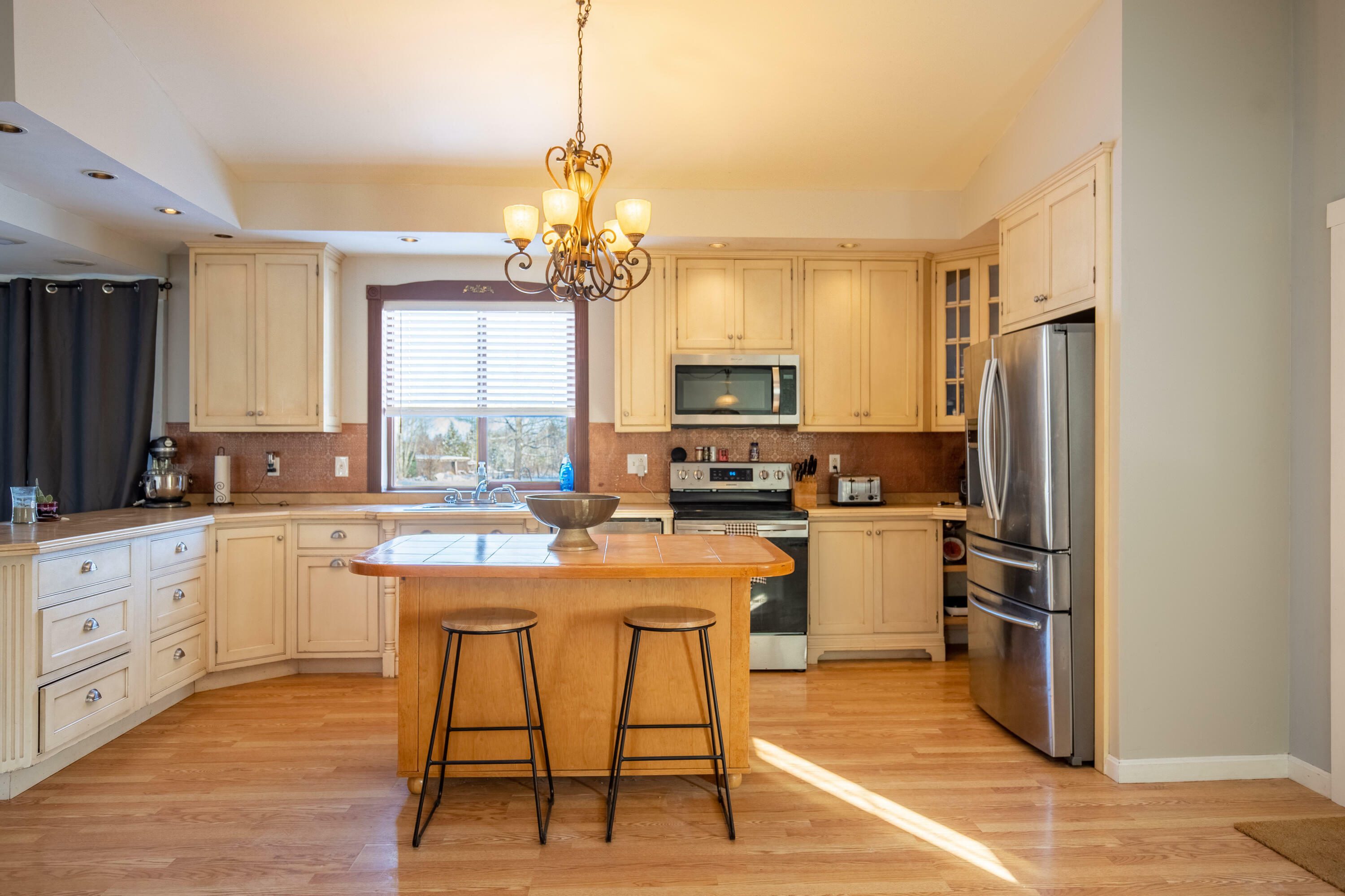 Property Photo: 476 Unity Road ME 04901