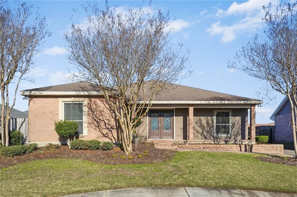 Property Photo: 320 Moonraker Drive LA 70458