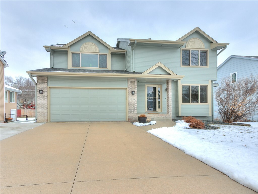 3469 Scenic Vista Drive  West Des Moines IA 50265 photo