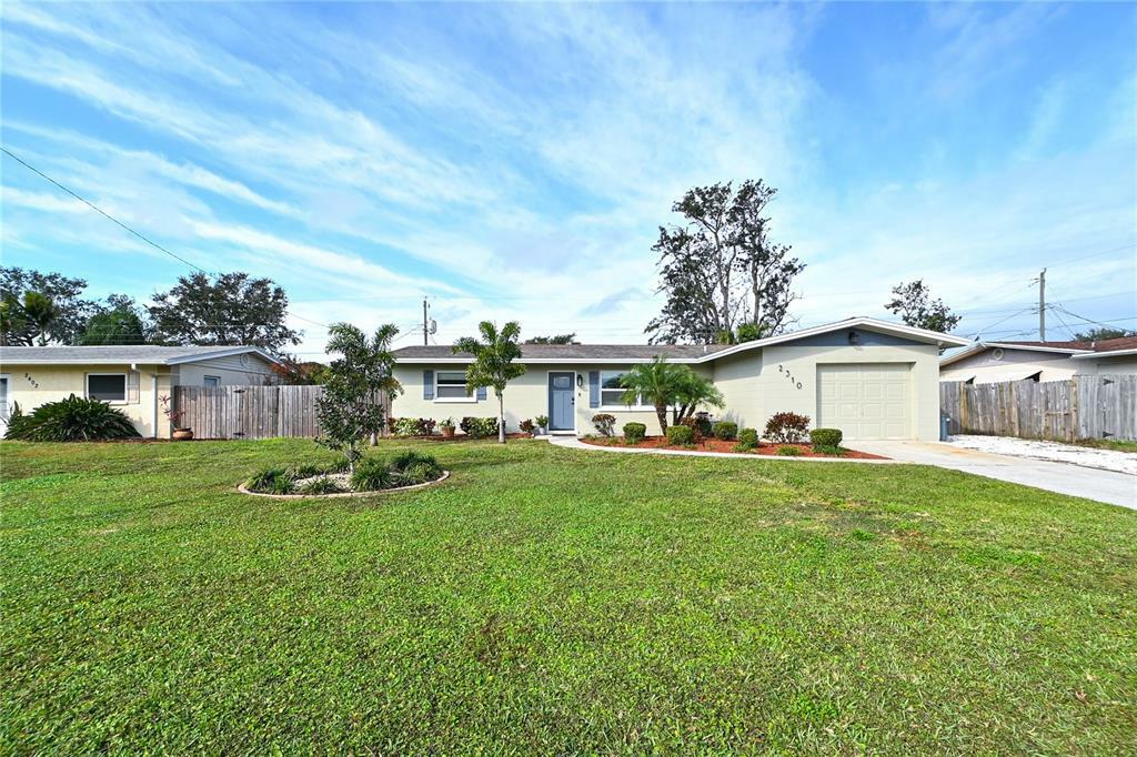 Property Photo: 2310 33rd Street W FL 34205