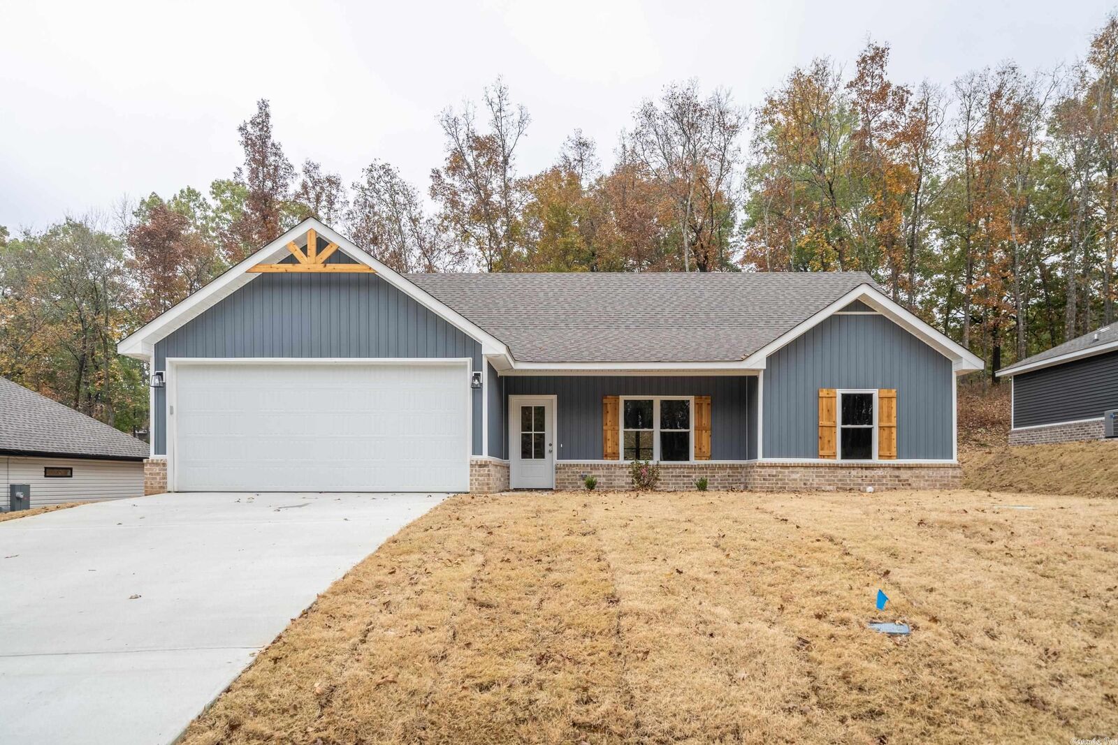 Property Photo: 117 Stonebriar Drive AR 71913