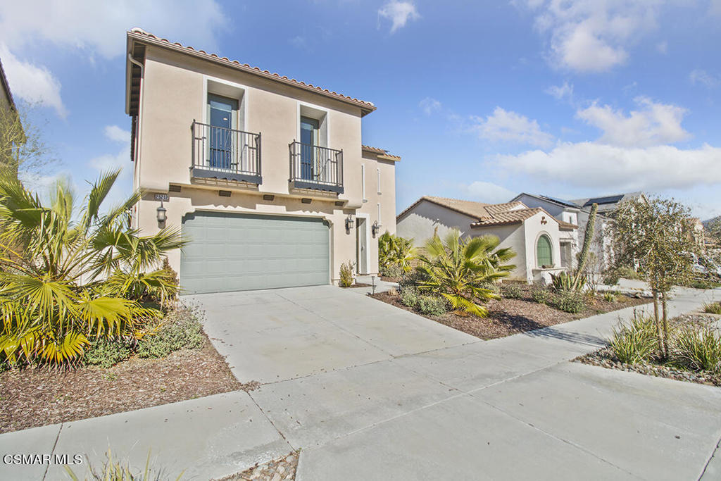 Property Photo:  25212 Golden Maple Drive  CA 91387 