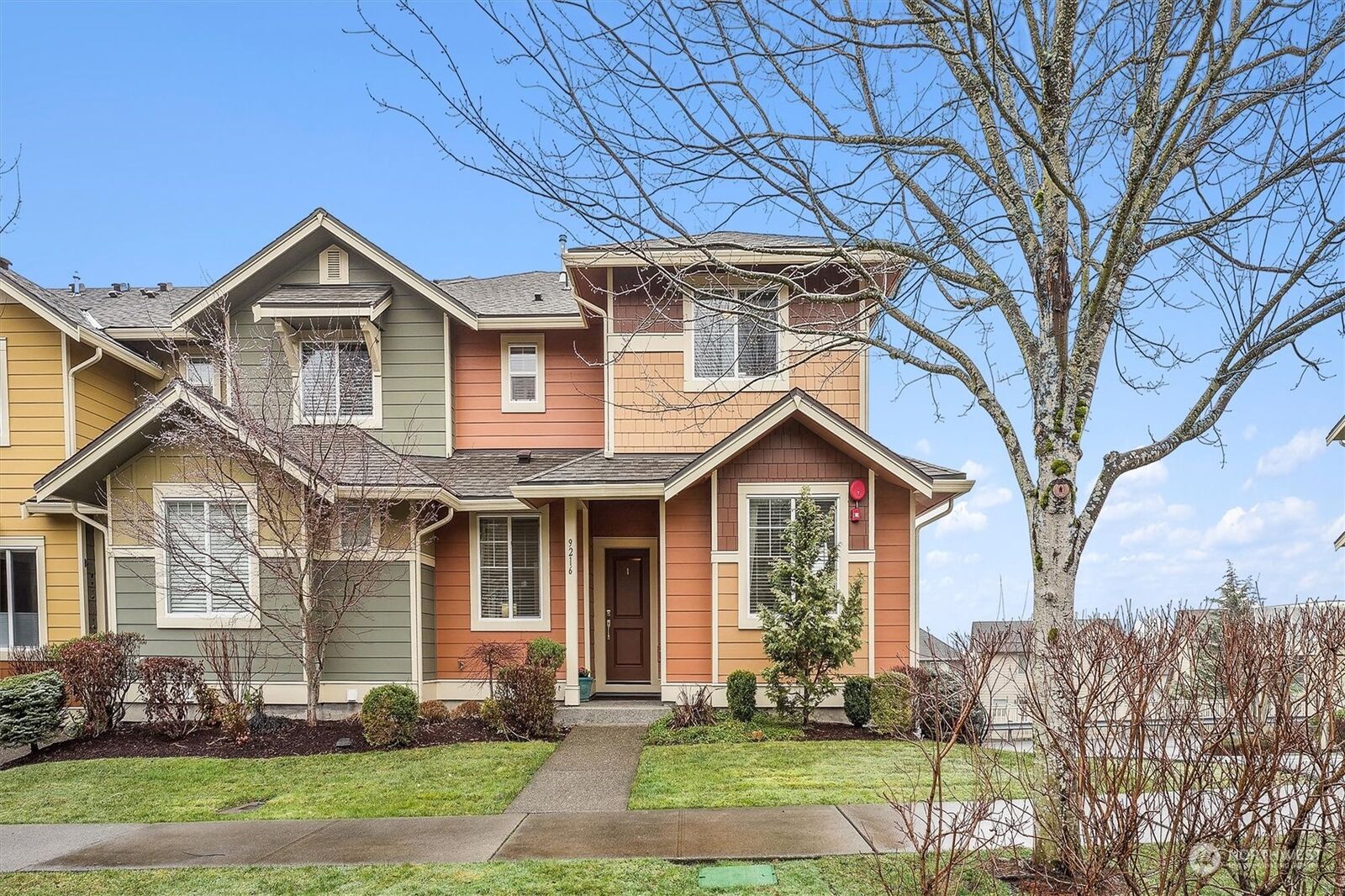 Property Photo:  9216  Merritt Avenue SE  WA 98065 